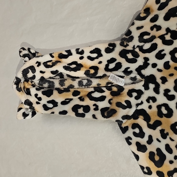 Sleep Justice Girls size 14 Leopard Pattern Pullover Sleep Hoodie with Ears Used - Picture 4 of 12